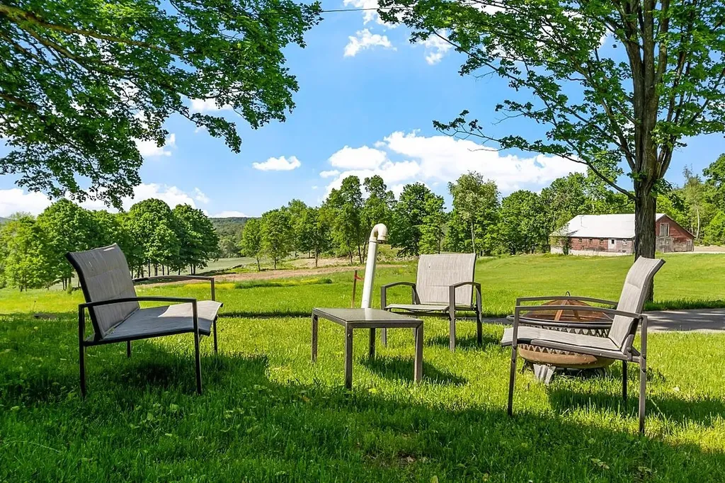 148 Nartoff Road Hollis NH 03049
