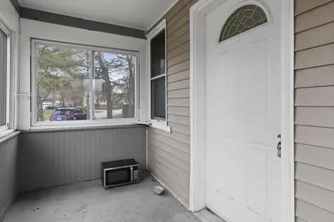 31 Mechanic Street Farmington NH 03835