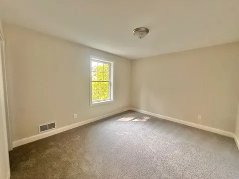 10d Wentworth Lane Barrington NH 03825
