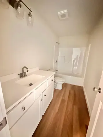 10d Wentworth Lane Barrington NH 03825