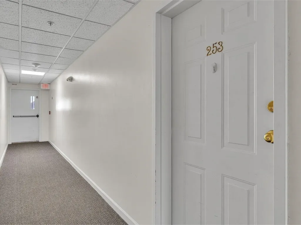 253 Hildred Drive Burlington VT 05401