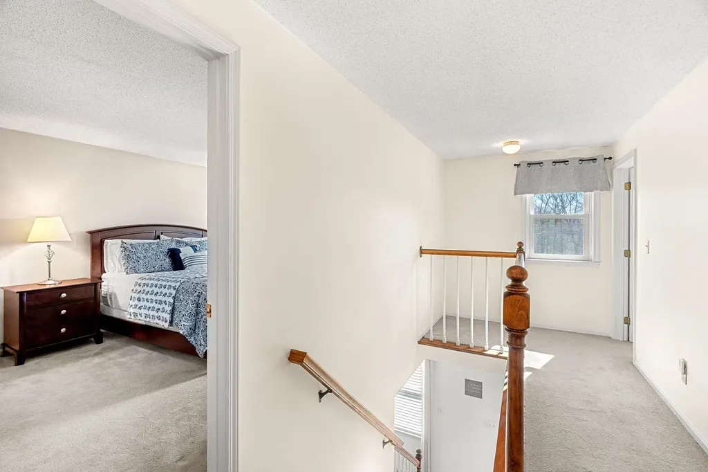 29 Greenwich Road Litchfield NH 03052