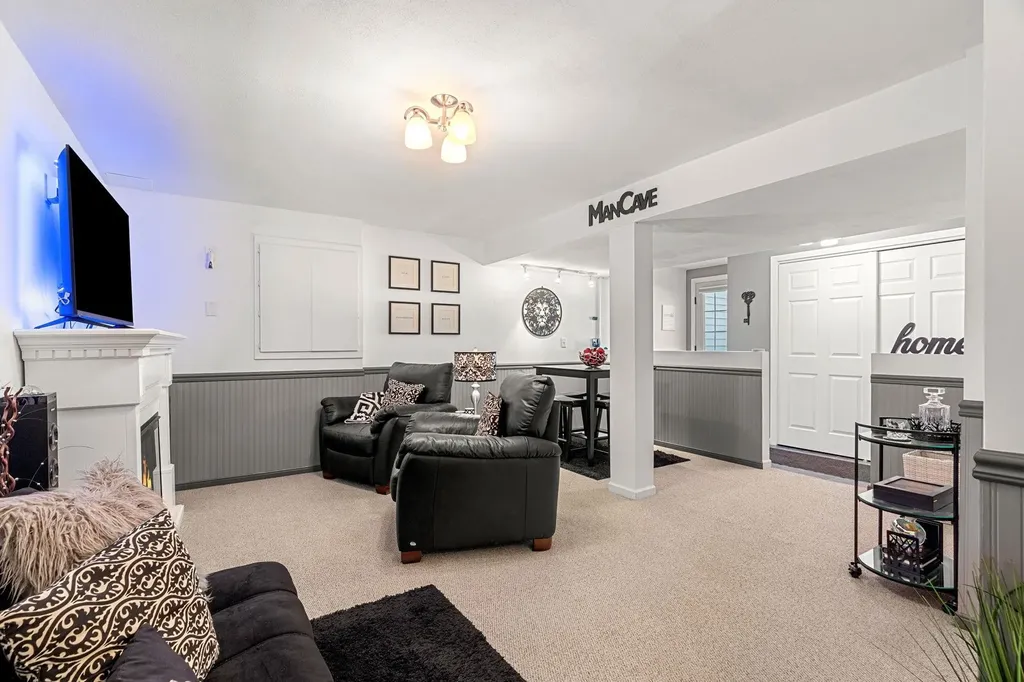 29 Greenwich Road Litchfield NH 03052