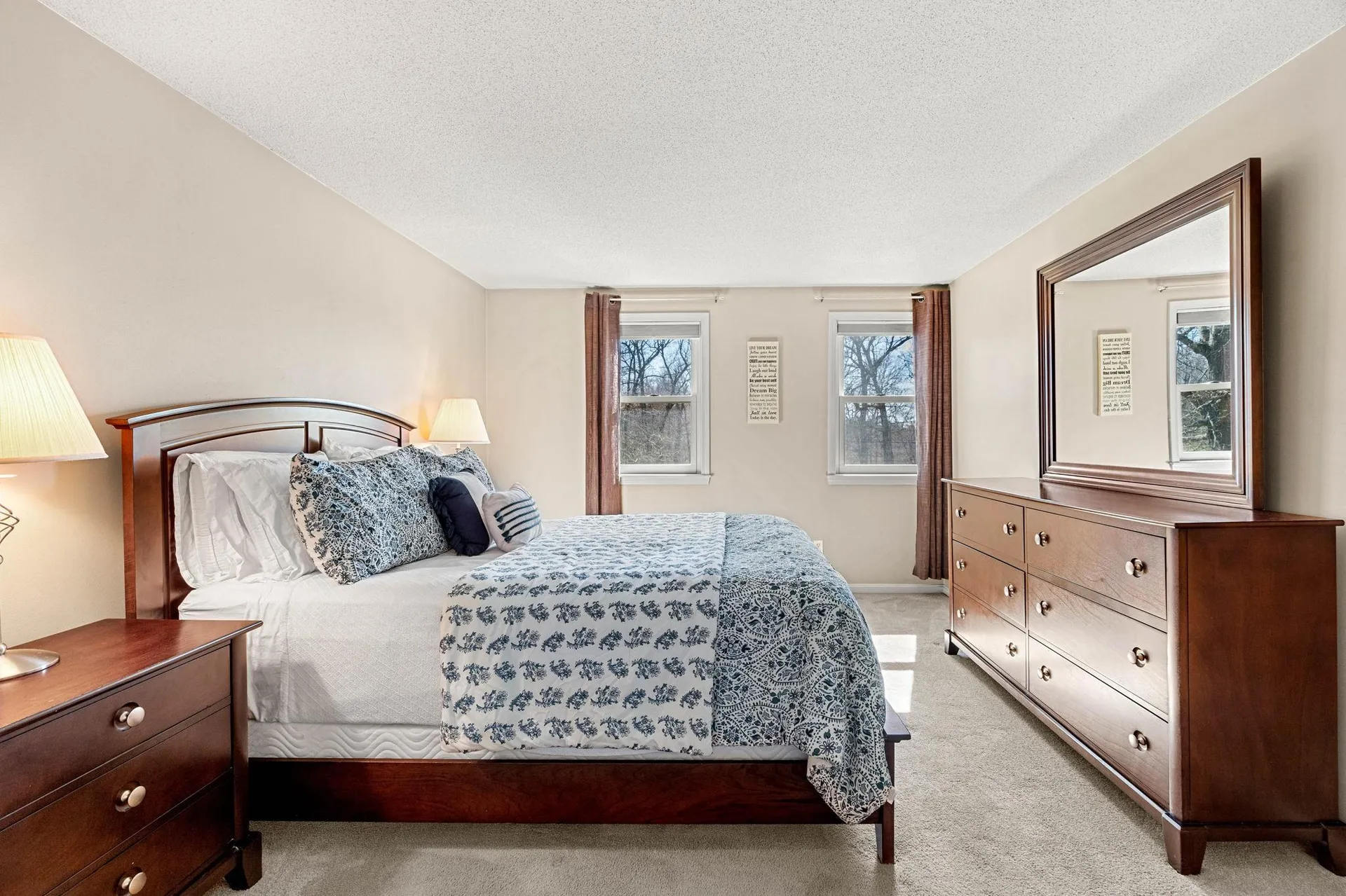 29 Greenwich Road Litchfield NH 03052