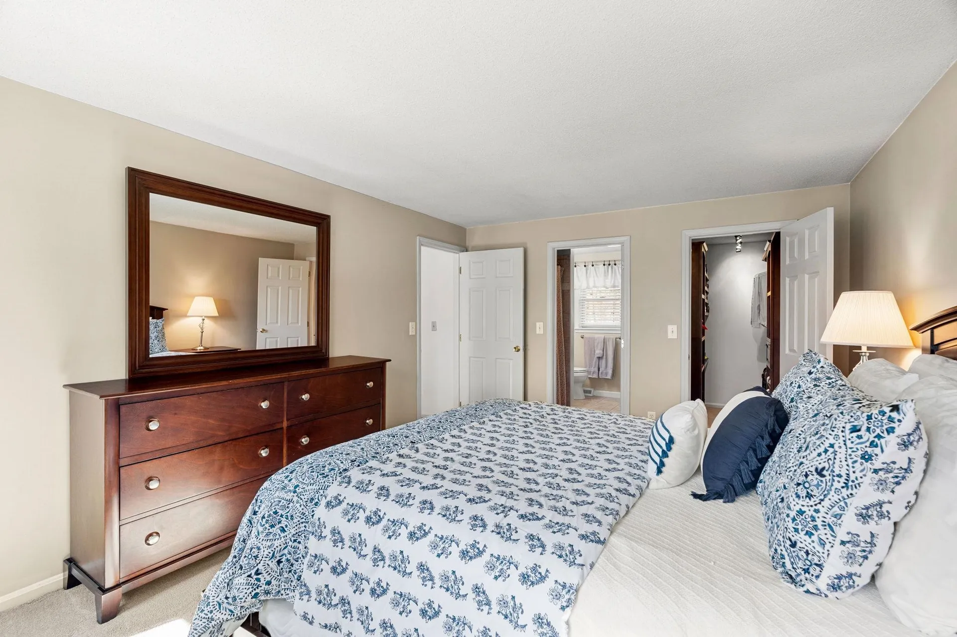 29 Greenwich Road Litchfield NH 03052