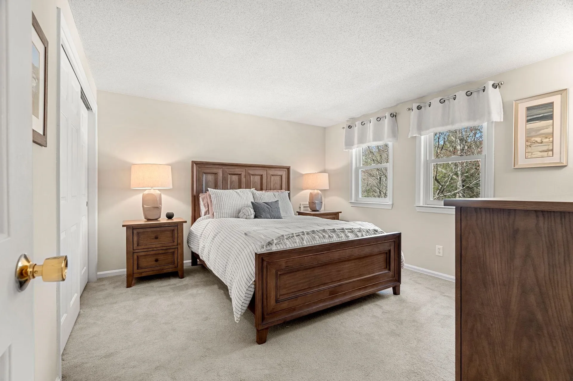 29 Greenwich Road Litchfield NH 03052