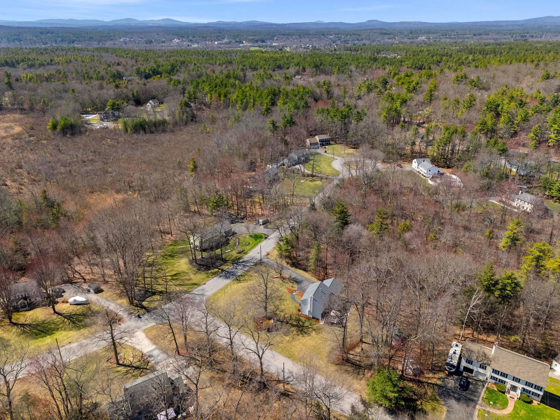 29 Greenwich Road Litchfield NH 03052
