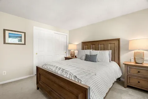 29 Greenwich Road Litchfield NH 03052