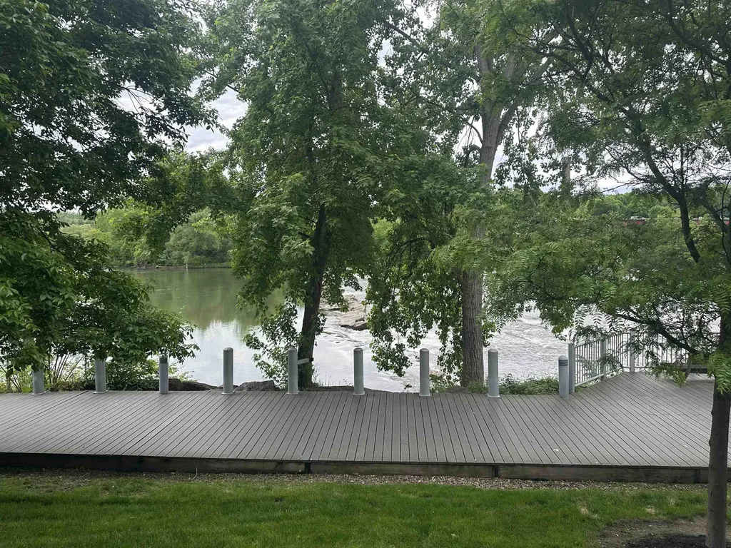 60 Winooski Falls Way Winooski VT 05404