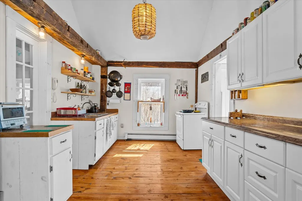 165 North Main Street Rochester VT 05767