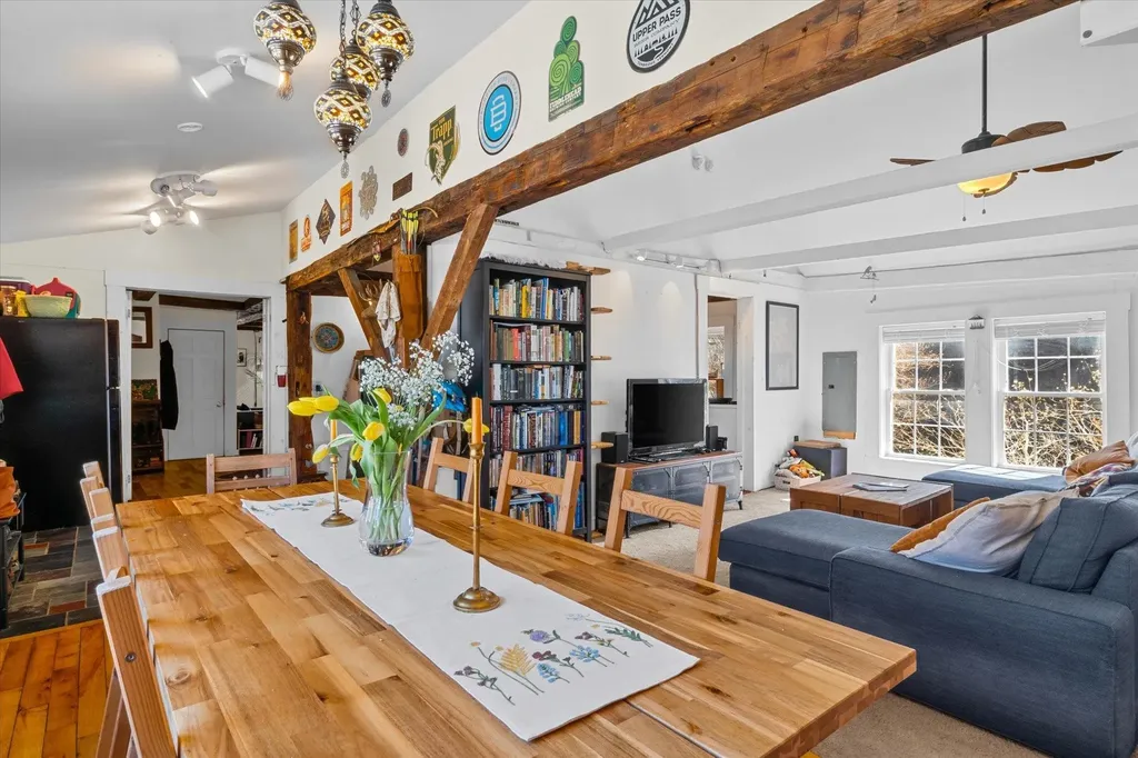 165 North Main Street Rochester VT 05767