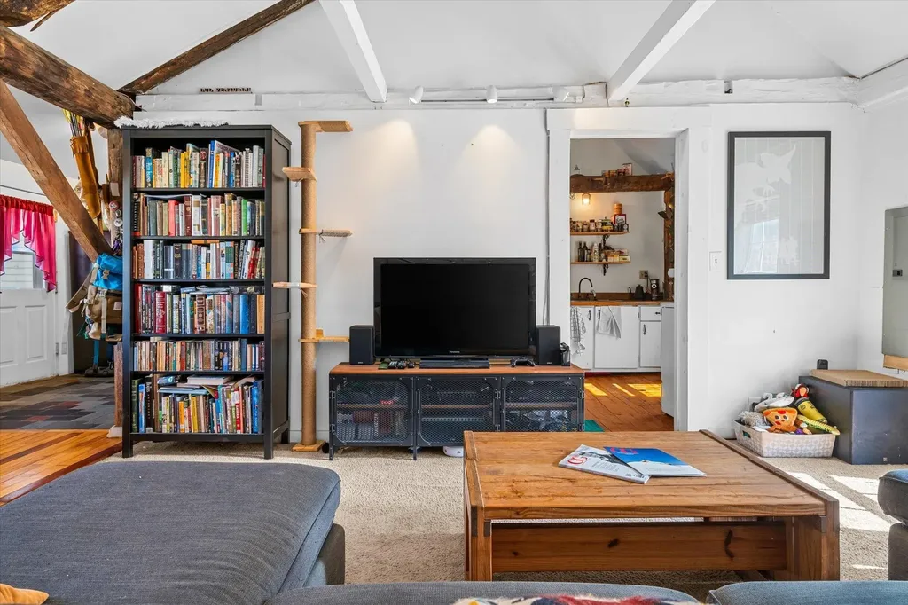 165 North Main Street Rochester VT 05767