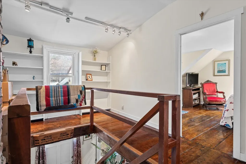 165 North Main Street Rochester VT 05767