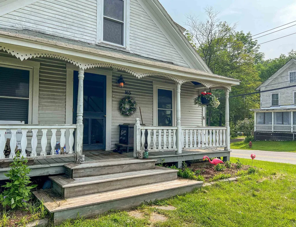 165 North Main Street Rochester VT 05767