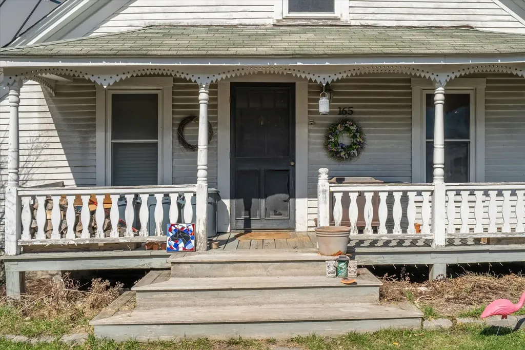 165 North Main Street Rochester VT 05767