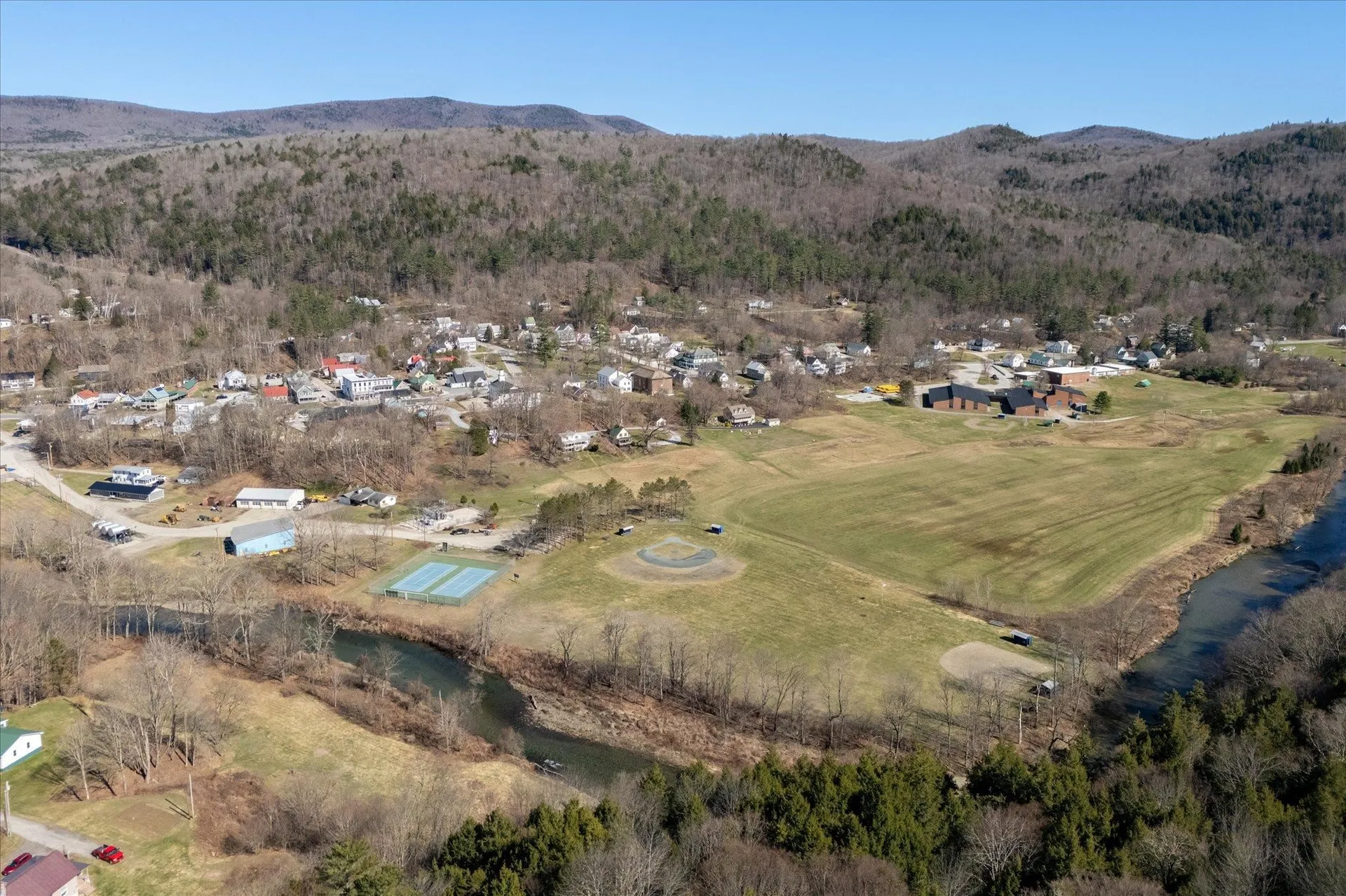 165 North Main Street Rochester VT 05767