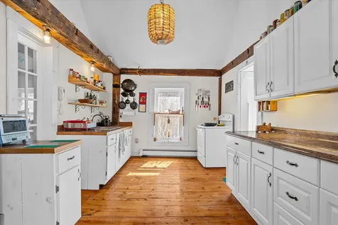 165 North Main Street Rochester VT 05767