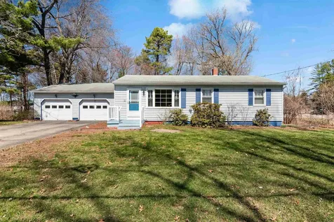 12 Pinecrest Drive Essex VT 05452