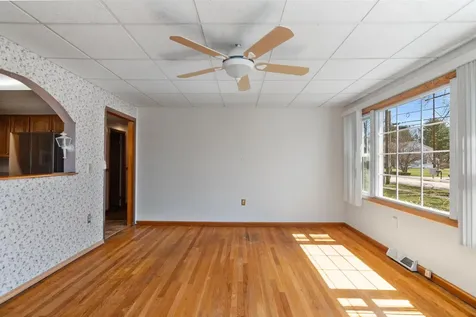 12 Pinecrest Drive Essex VT 05452