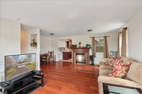 122 Sharon Drive Williston VT 05495