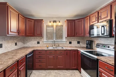 122 Sharon Drive Williston VT 05495
