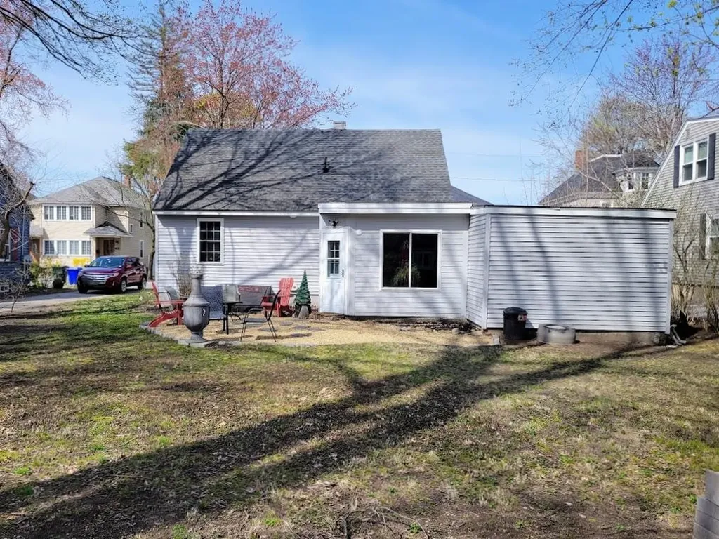 885 Beech Street Manchester NH 03104