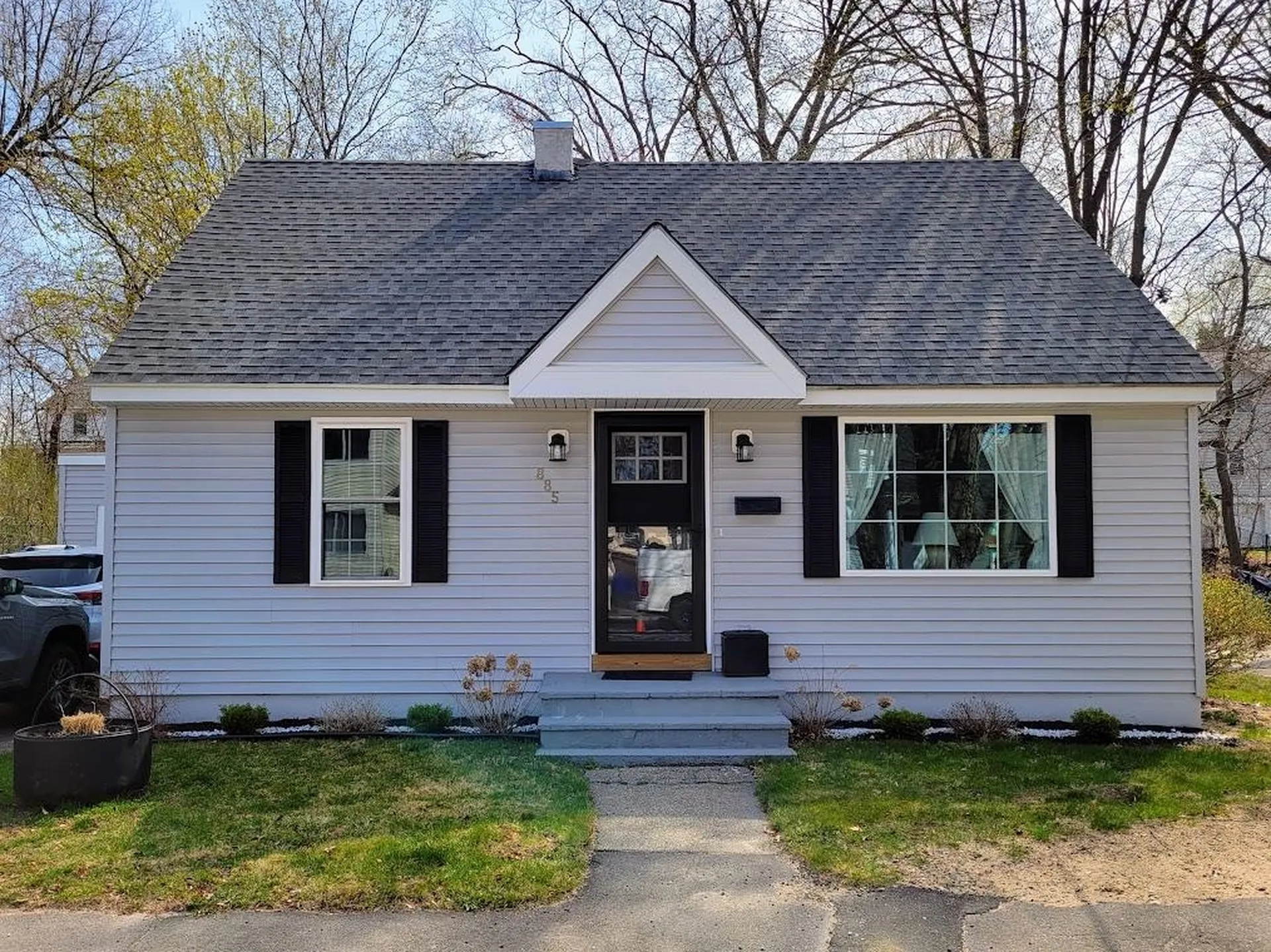 885 Beech Street Manchester NH 03104