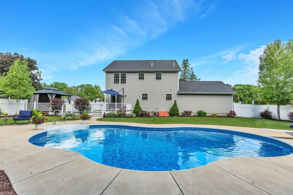 232 Eve Street Manchester NH 03104