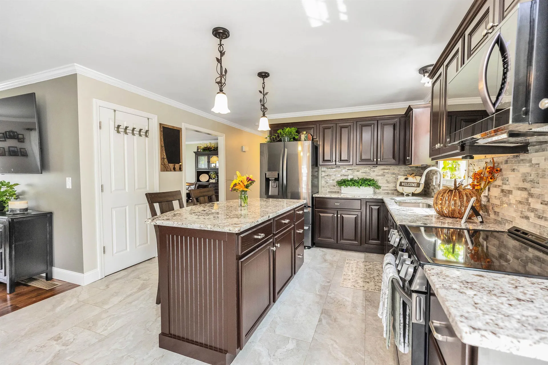 232 Eve Street Manchester NH 03104