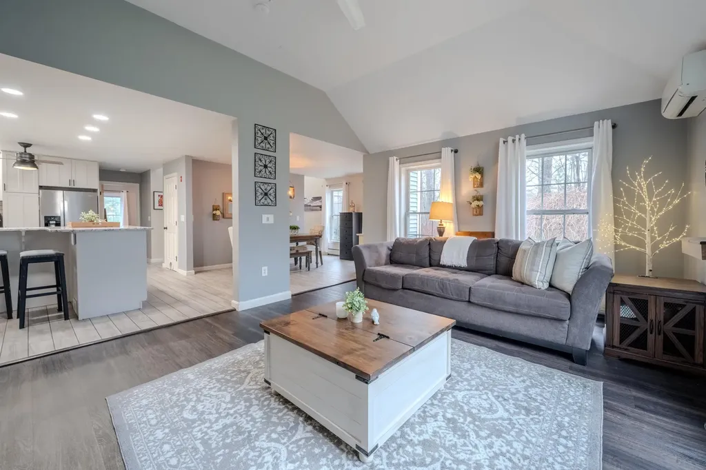 205 Black Brook Road Goffstown NH 03045