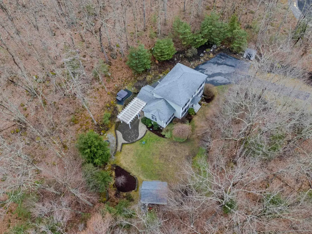 205 Black Brook Road Goffstown NH 03045