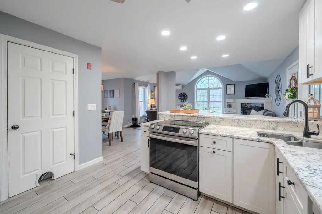 205 Black Brook Road Goffstown NH 03045