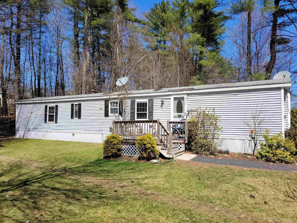 54 Sycamore Boulevard Farmington NH 03835