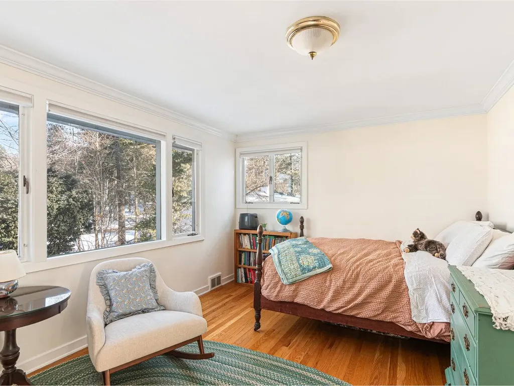 4 Mount View Court Burlington VT 05401