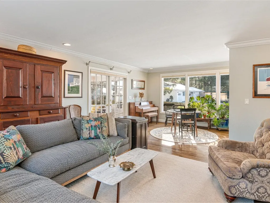 4 Mount View Court Burlington VT 05401