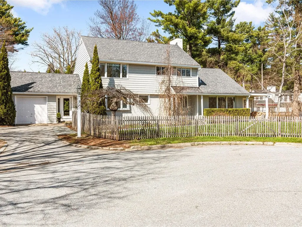 4 Mount View Court Burlington VT 05401