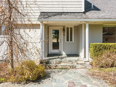 4 Mount View Court Burlington VT 05401