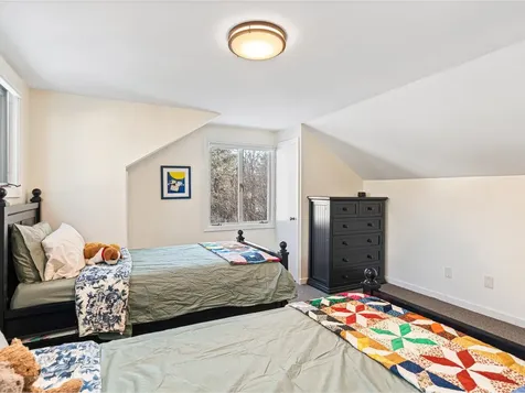 4 Mount View Court Burlington VT 05401