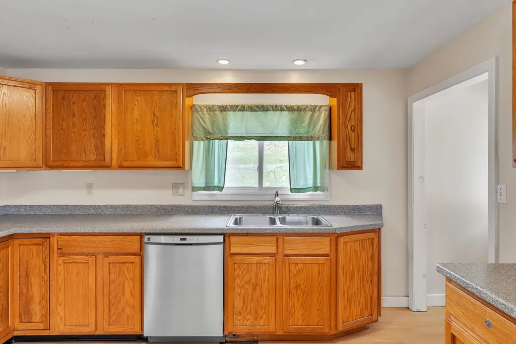 63 Construction Hill Road Williamstown VT 05654