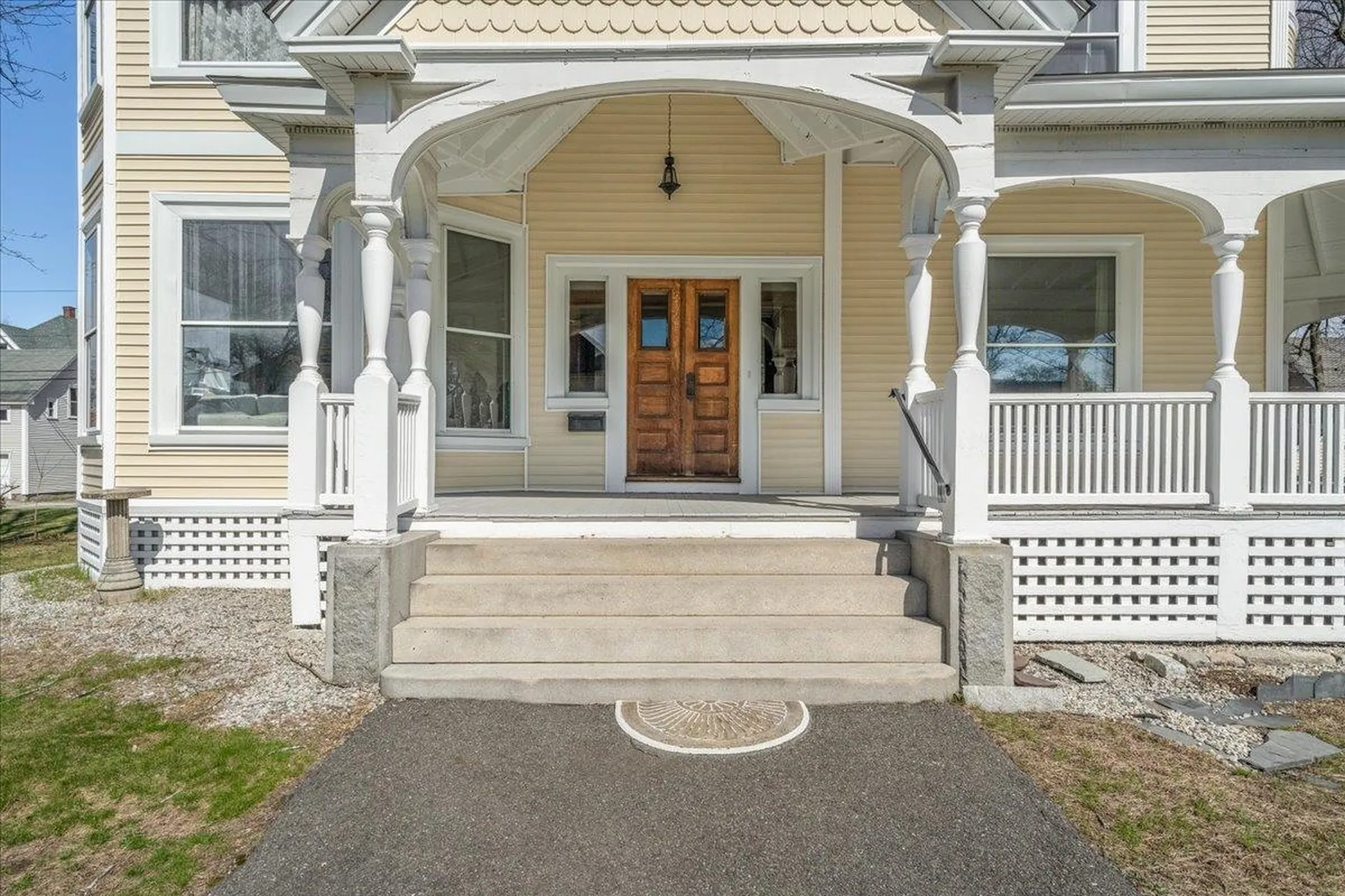 113 Bay Street Manchester NH 03104