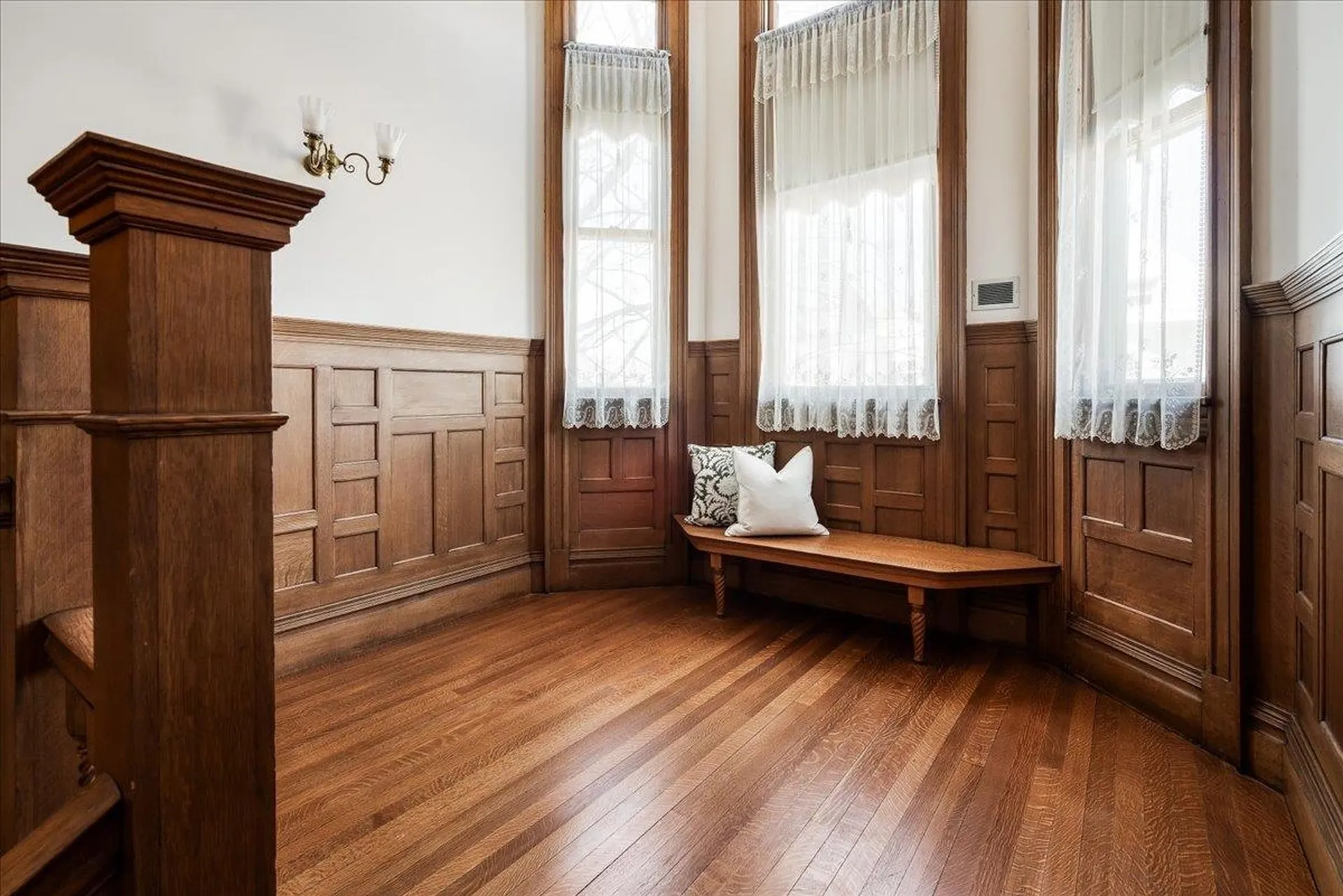 113 Bay Street Manchester NH 03104