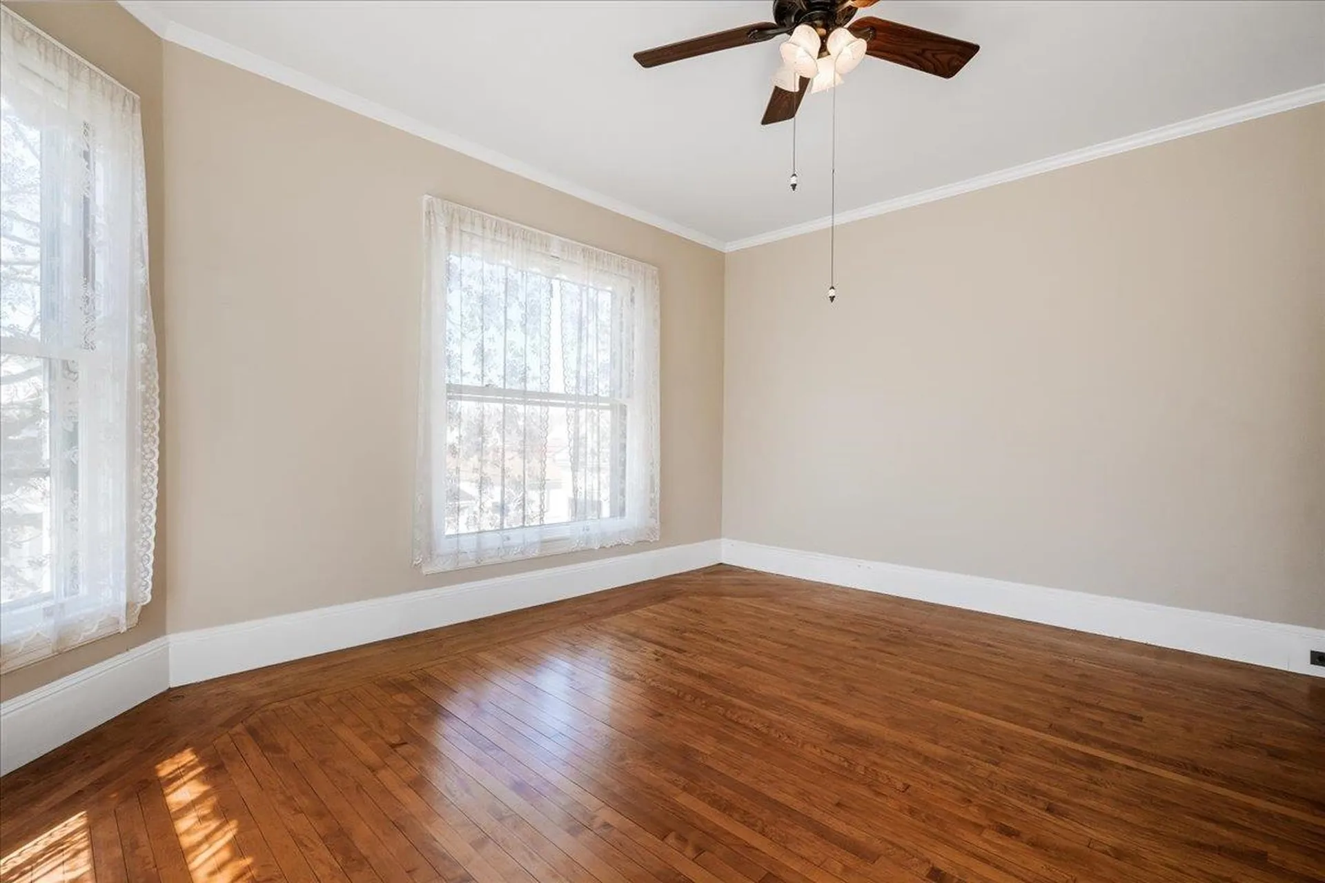 113 Bay Street Manchester NH 03104