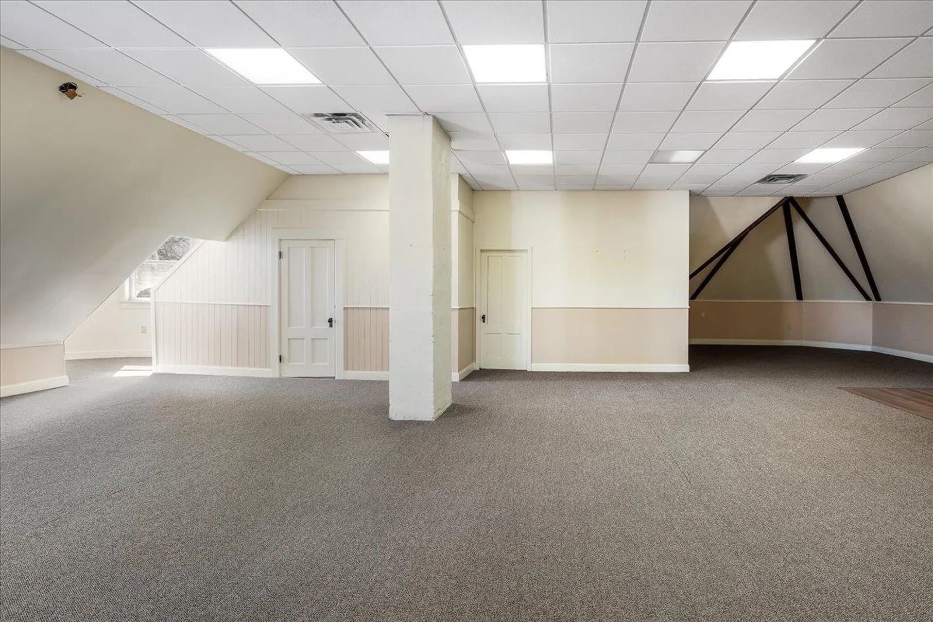 113 Bay Street Manchester NH 03104