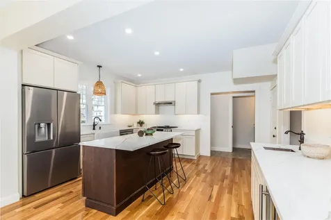 11 Rogers Road Kittery ME 03904