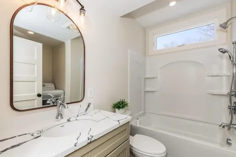 11 Rogers Road Kittery ME 03904