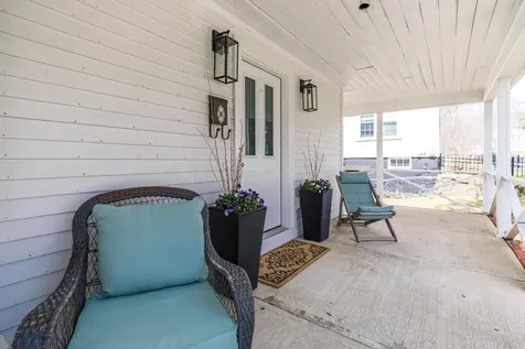 11 Rogers Road Kittery ME 03904
