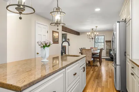 179 Mallego Road Barrington NH 03825