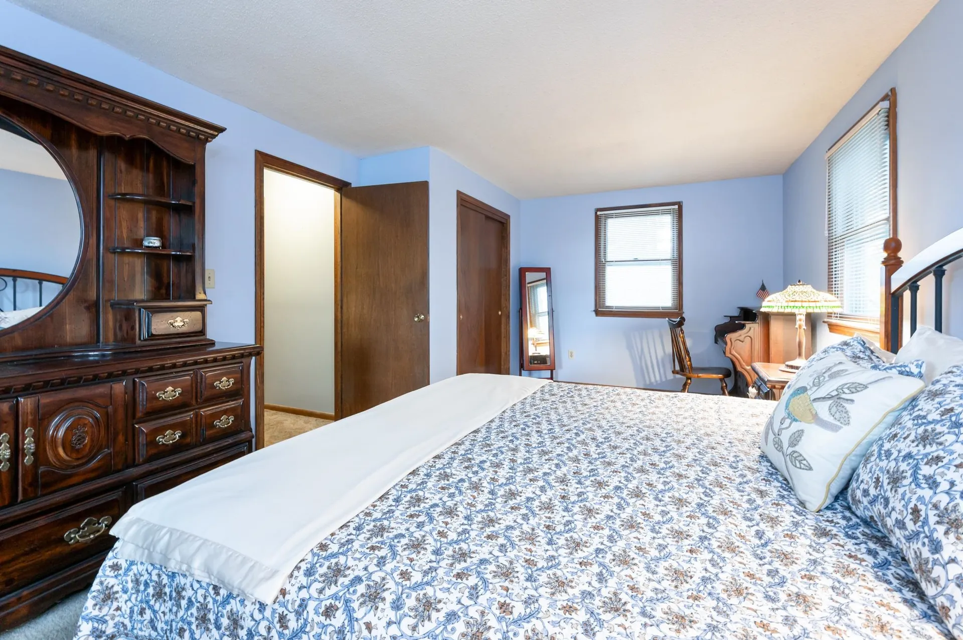 12 Hersey Street Bedford NH 03110