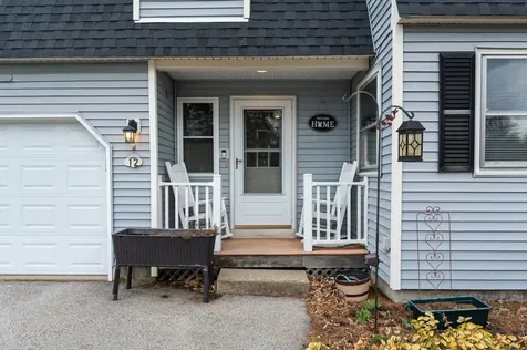 12 Hersey Street Bedford NH 03110