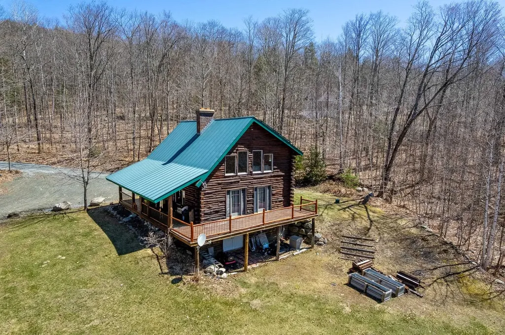 326 Tuttle Hill Road Orange NH 03741